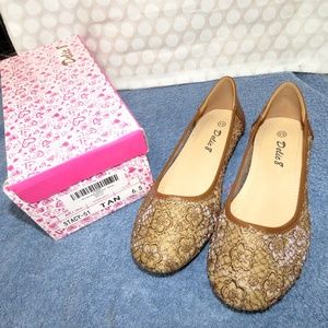 Delic 8 Lacey Tan Flats (Stacy-51) 6.5
